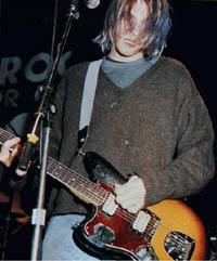 Pódiové sestavy slavných kytaristů - Kurt Cobain