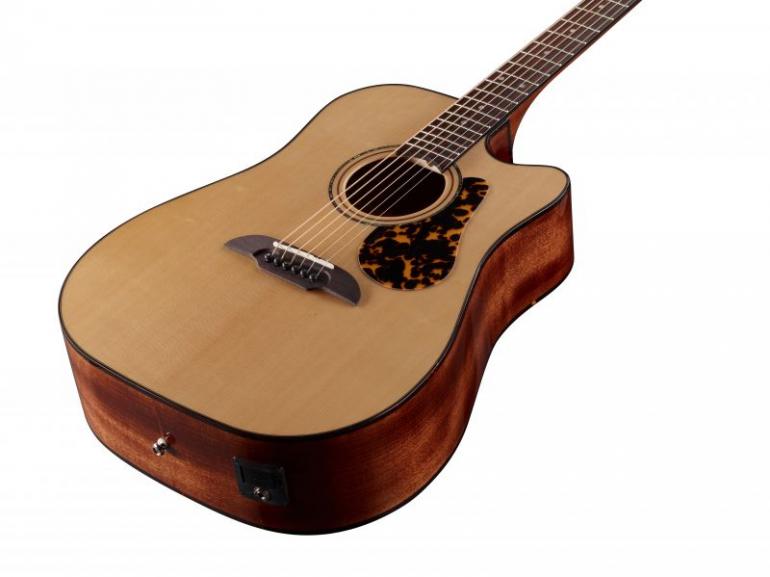 Framus FD-14SVCE VNT Legacy - elektroakustická kytara s cutawayem